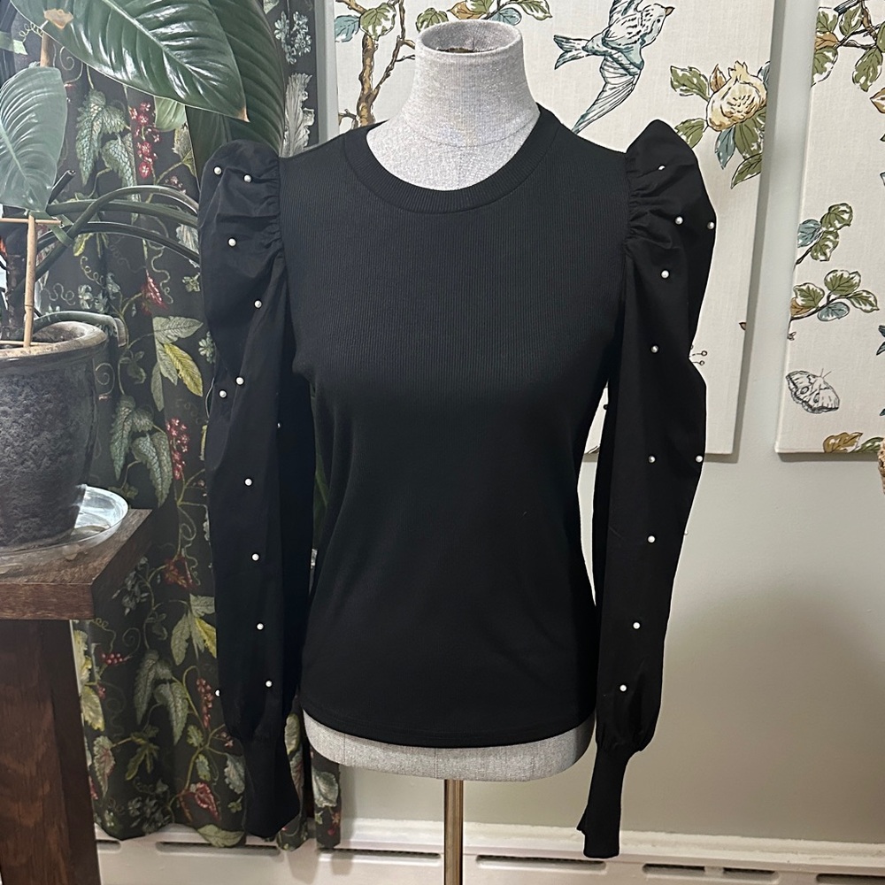 Dolan Black Pearl Bead Accent Top Ribbed Body Puff Sleeves NWT Size Medium